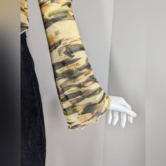 Twik Sheer Mesh Tie Front Long Sleeve Camo Crop Top Size Medium - Picture 8 of 11